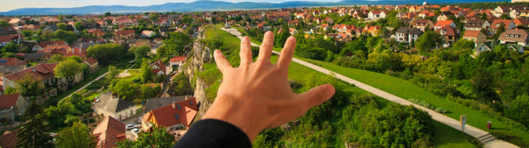 What Is a Buyer's Agent? Finding the Right Person to Help You Find a Home in Georgia