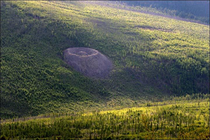Patom Crater