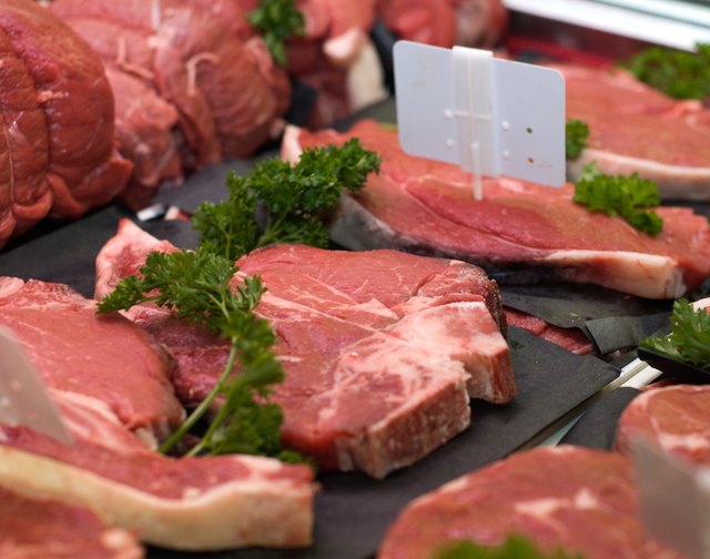 Bodybuilder sollten mehr Protein essen.
