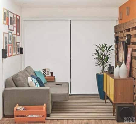 suggestions on how to decorate the living rooms of tv