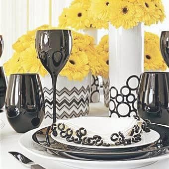 The pictures and tips, Wedding, yellow, black, and white