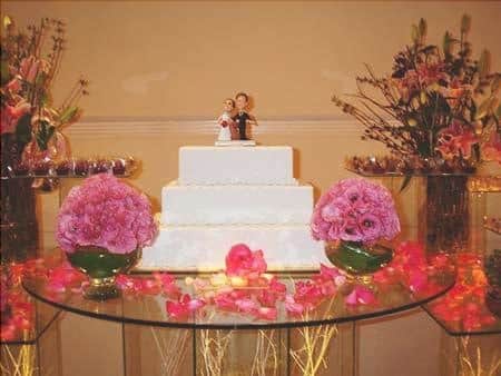 ideas for cake tables, wedding on various themes