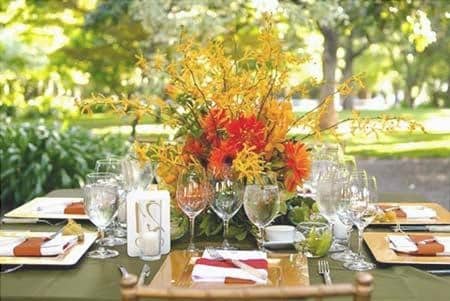 the photos and ideas on the Arrangements for the wedding, orange and yellow