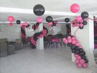 tips on how to decorate it with balls