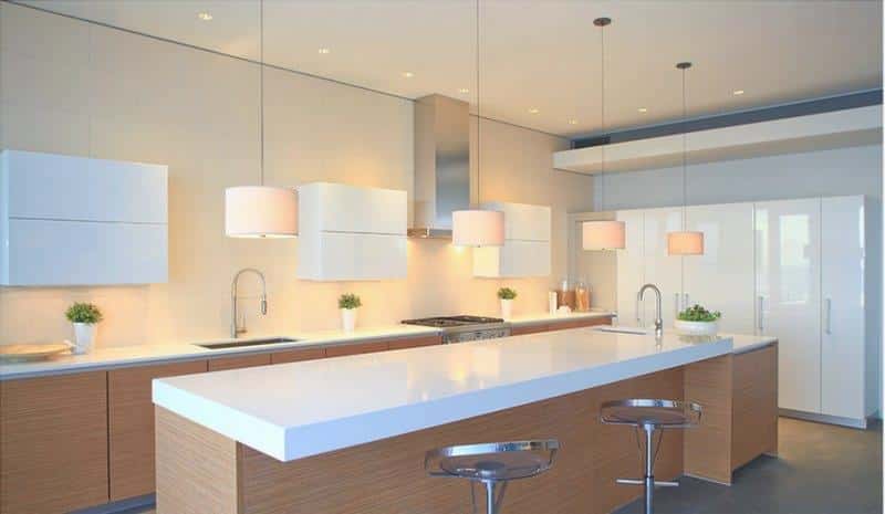 kitchen countertop in silestone white,