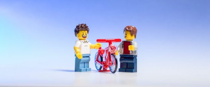 Two Legos about to workout together.