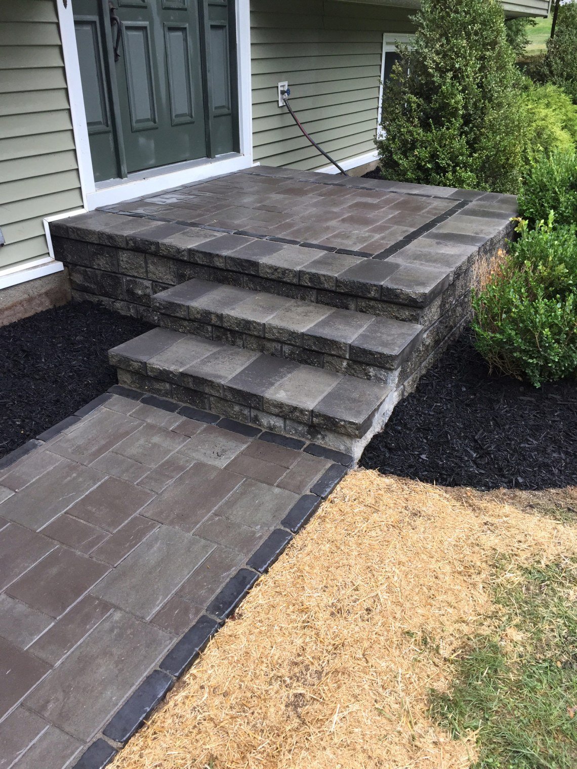 &acirc;&yen;3 Simplest Steps On : How to Build Paver Steps to Patio ...